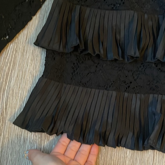 J. Crew | Lace blouse with pleated tiers dressy size 4 business top - Picture 3 of 7